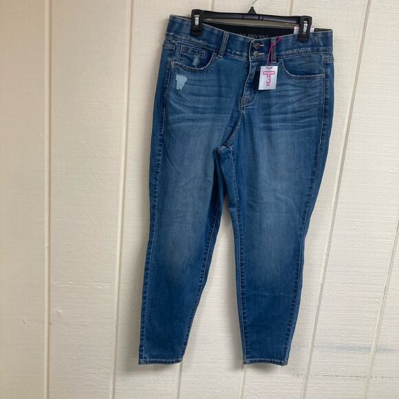 New Lane Bryant Jeans Skinny Women's 14 Short - Picture 1 of 10